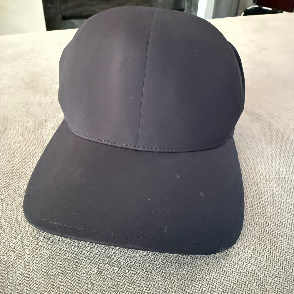 Flexfit Delta Black Performance Baseball Cap Hat Size S/M